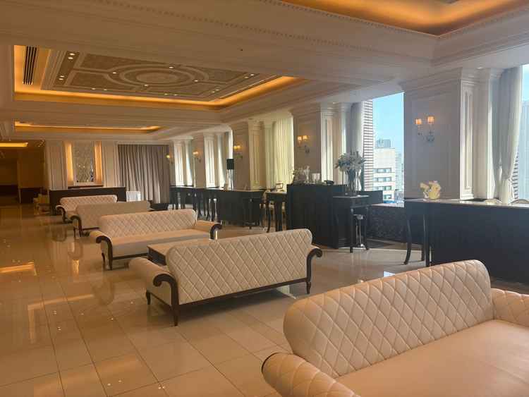 ロビーもとても広く、銀座の景色を一望できるのも素敵でした。