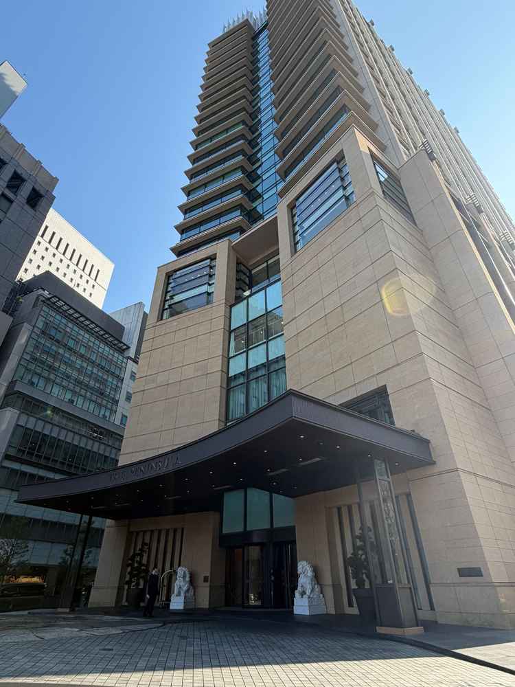 一棟まるまるホテルなので、外観でのお写真もおすすめとのことです。