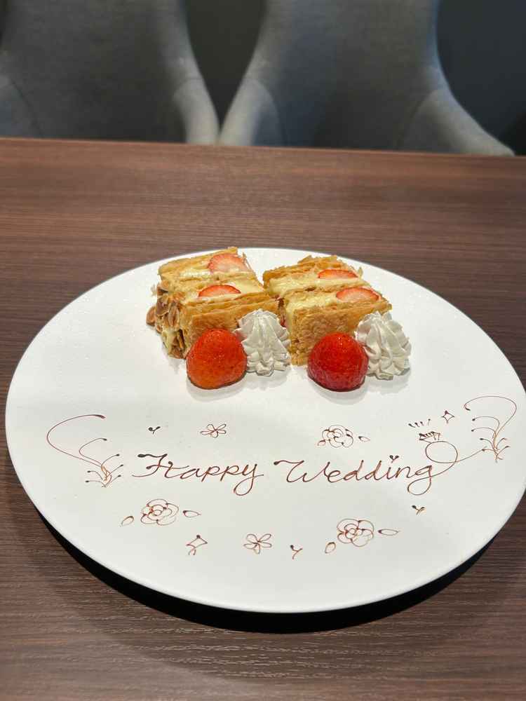 お店自慢のミルフィーユ試食