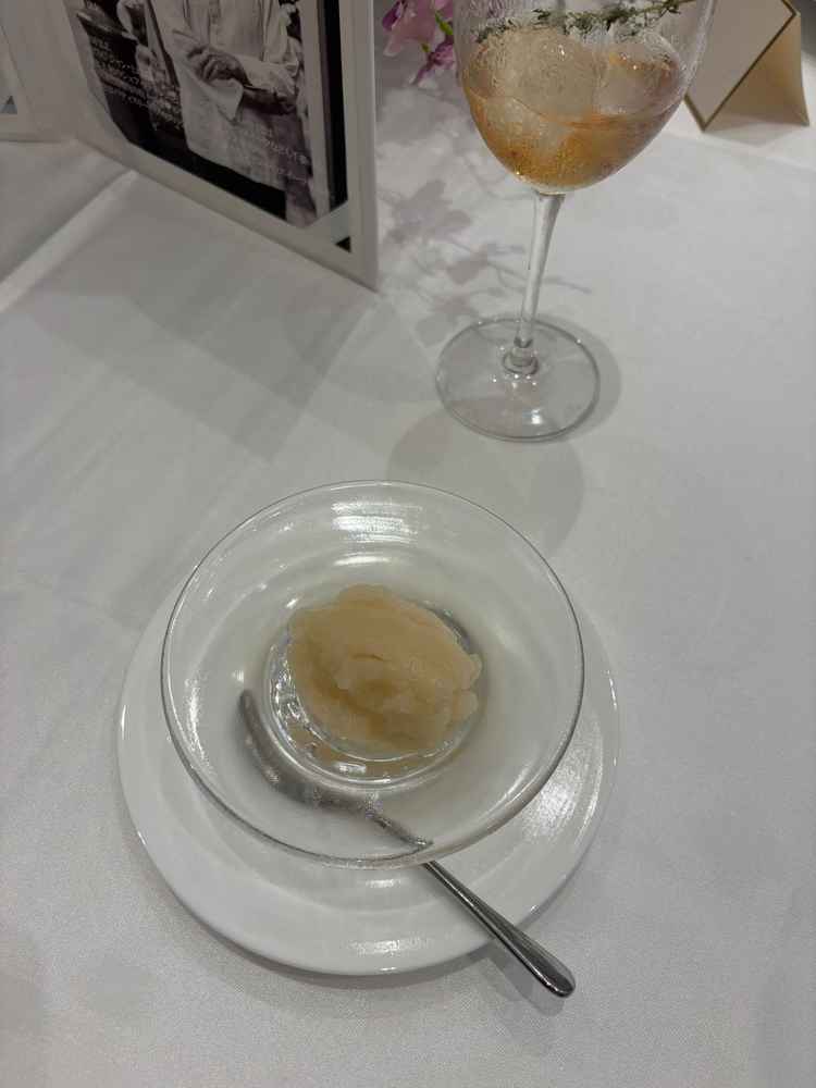 中座中に行われるシャーベットのショーも楽しんでくれそうだと思った。