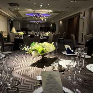 披露宴会場のアポロン　　雰囲気がとても好きだった。広すぎず、で落ち着くなと思った