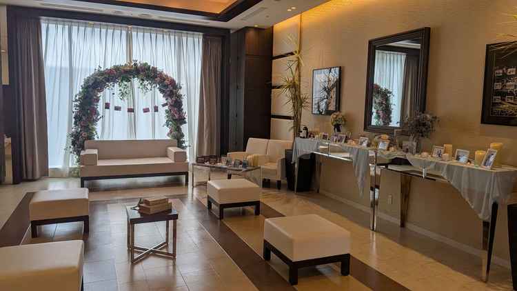 披露宴会場待合室