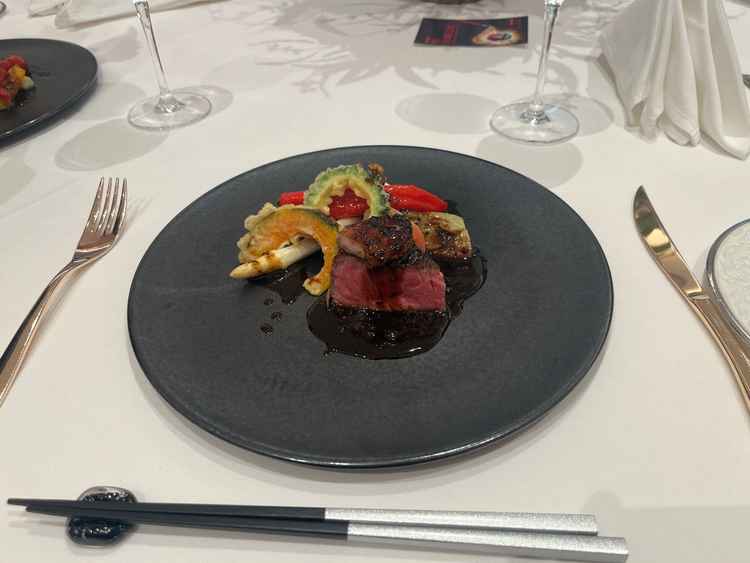 前評判通り料理は非常に美味しかったです