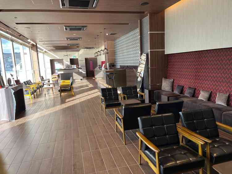 ゲストの待合室。海が見えます。