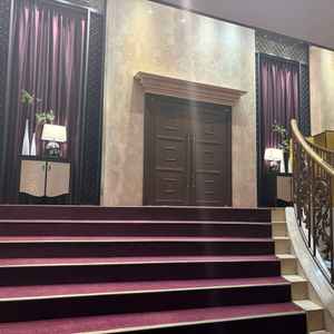 おしゃれな階段で写真撮影時にも映えそうだと感じました。