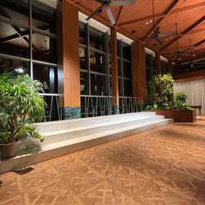 チャペルに入って左手奥にある撮影スペース。挙式後にここで皆さんと写真撮影が出来るとの事でした。