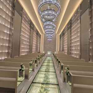 ガラスロードのチャペル