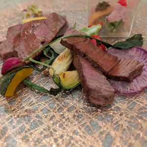 季節の野菜が使われていて、素材にこだわっているのが伝わる。素材を生かしているので、クセがない。
