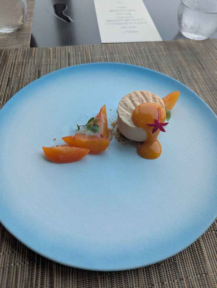 試食のデザート