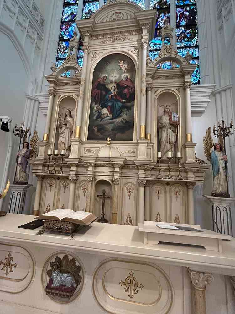 本物の聖書が使われている