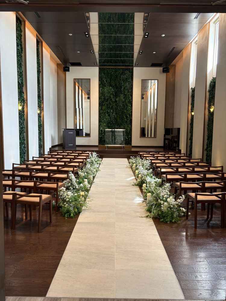 チャペル　天候に左右されないのはいいと思いました