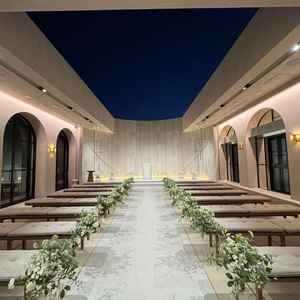 チャペル。椅子の背もたれがないからかより広い空間に見えました。