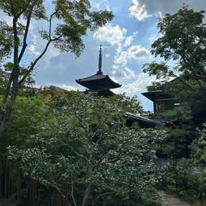チャペルの入り口からの景色