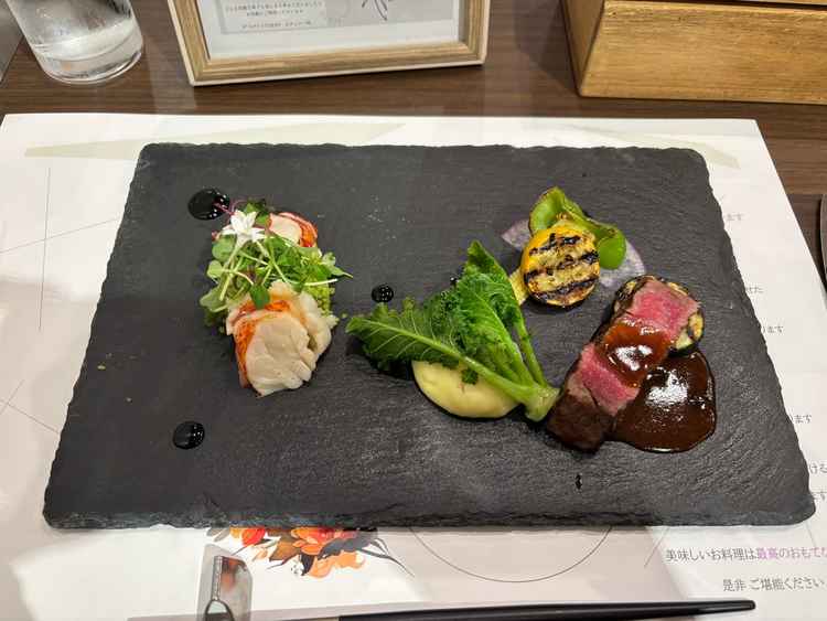試食のお料理はゲストにも喜ばれそうなラインナップで美味しくやはり食事の観点も重要だと再認識しました。