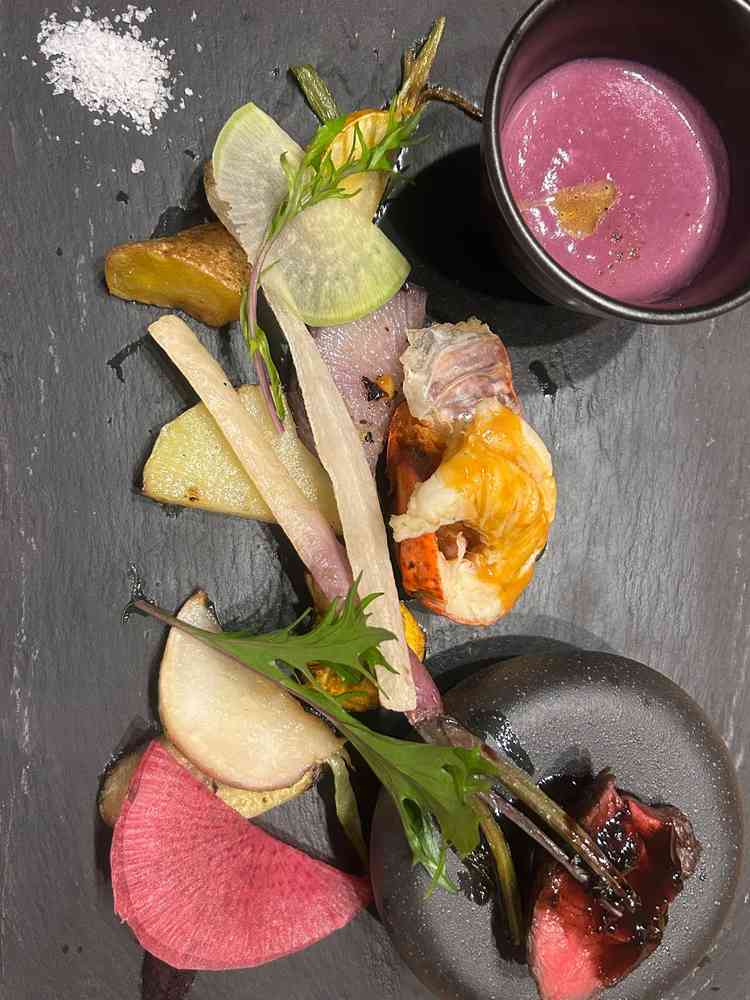 試食会のプレートの写真。こだわりのある三浦半島の食材を使用されており、美味しかったです。