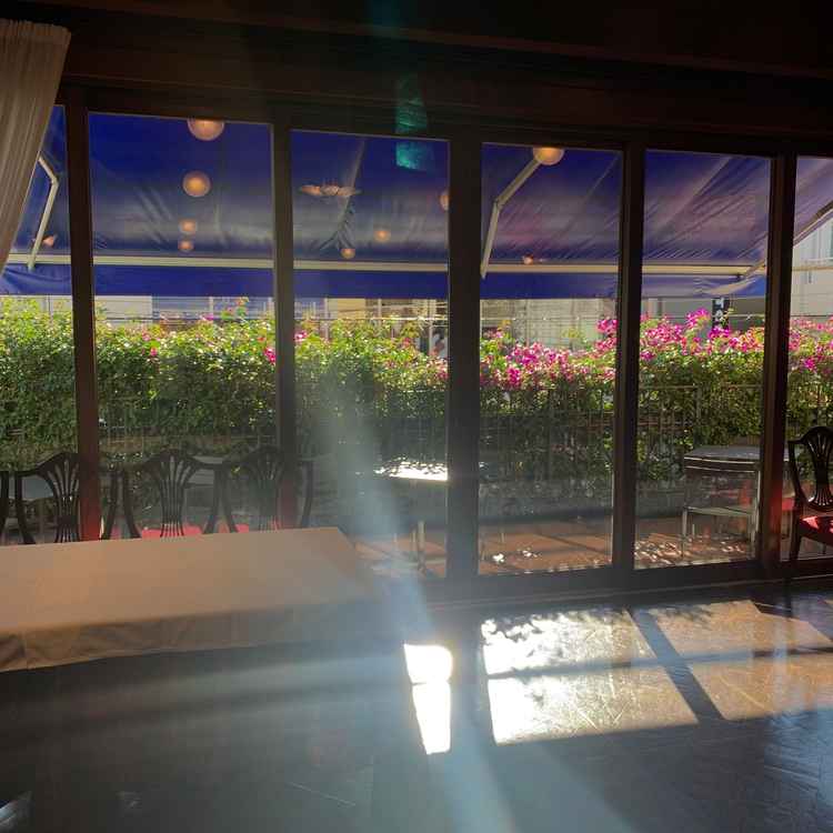 披露宴の会場のベランダ