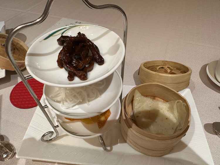 料理は中国料理を試食しました。どれも美味しかったです！