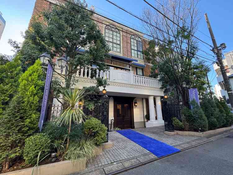 外観から撮影した写真です。