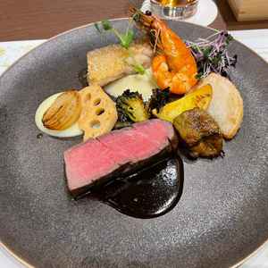 試食で食べた牛肉フィレとファグラ