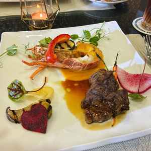 味も見た目もいい料理。師匠も3皿出てしっかり試食できました