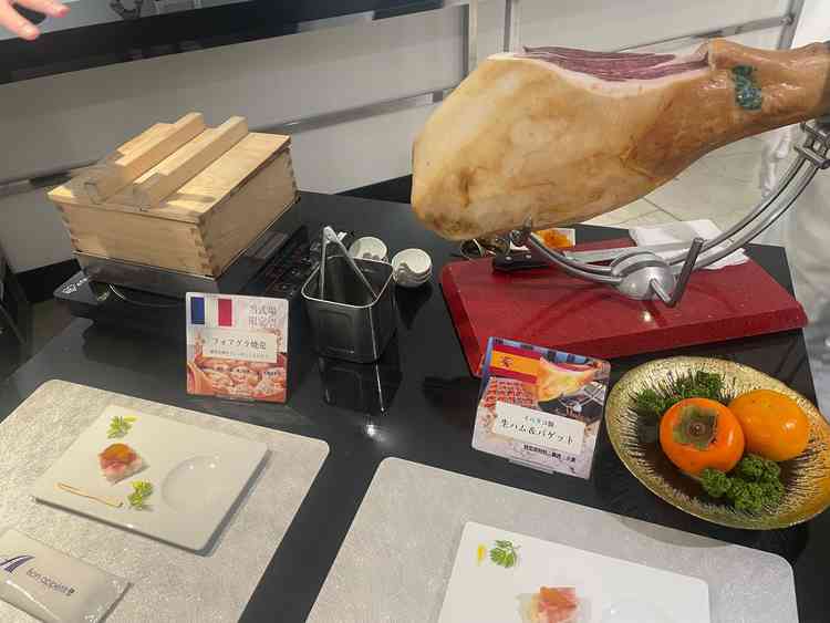 披露宴前のウェルカムパーティーの食事