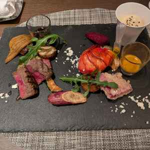 試食をいただきました。お野菜、お肉、それぞれの素材の味がして、とても美味しかったです。