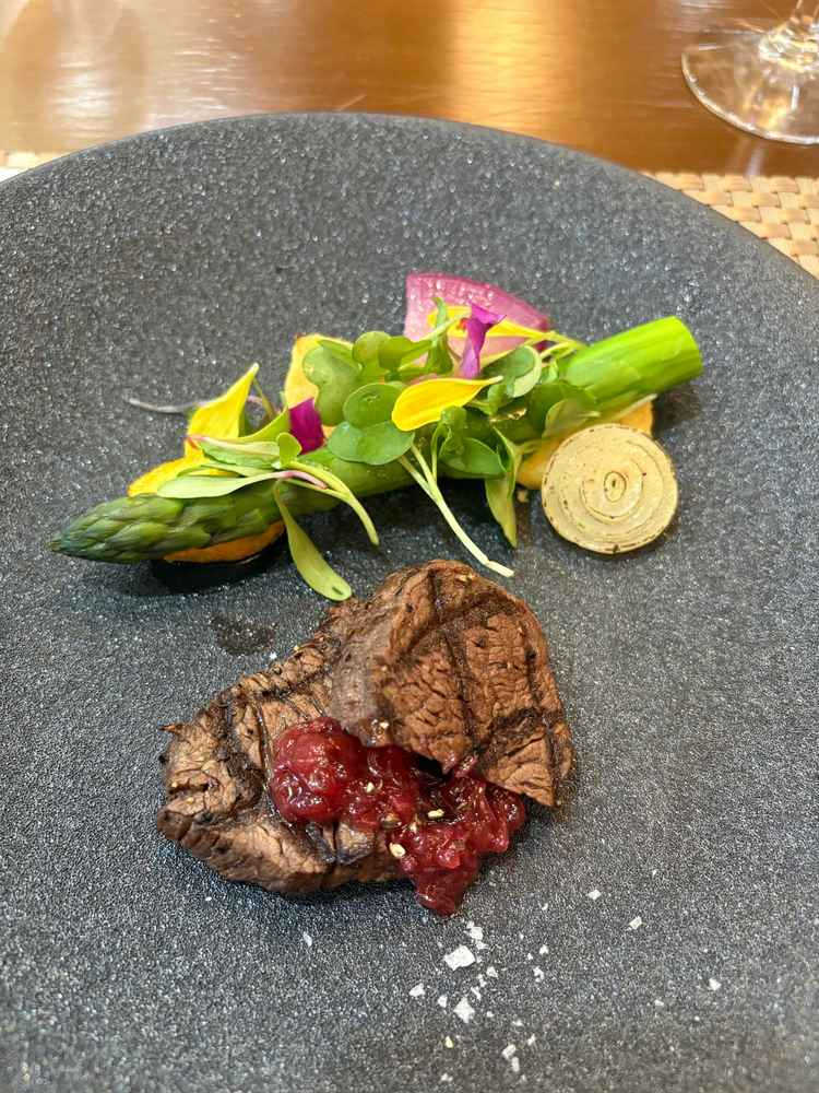 試食会の食事。メイン料理