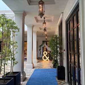 入ってすぐから別世界に来たような雰囲気でとてもきれいでした。