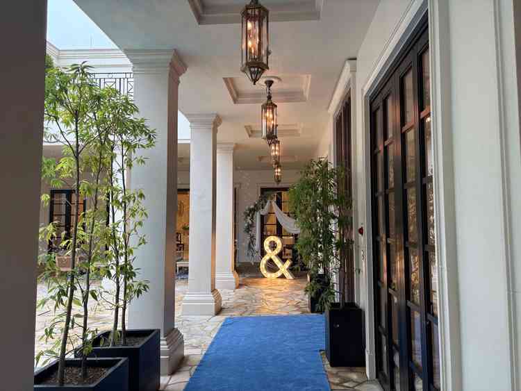 入ってすぐから別世界に来たような雰囲気でとてもきれいでした。