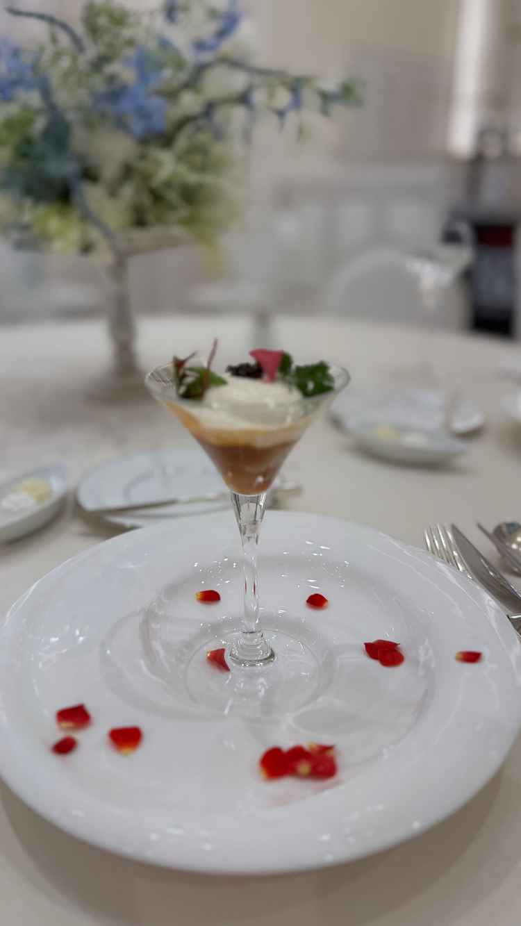 試食で出てきた前菜のエビ料理。非常においしかった。