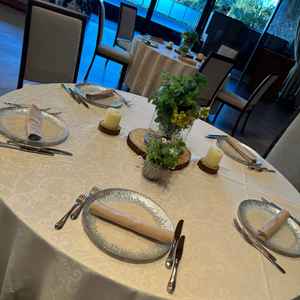 緑が似合う会場。バックにも緑が沢山ありました。