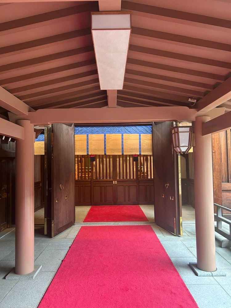 社殿。通常、参拝客は入ることができない。