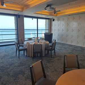 披露宴会場入場