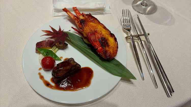 この伊勢海老のお料理がとても美味しかったので、自分達の披露宴の料理にも入れたいです。