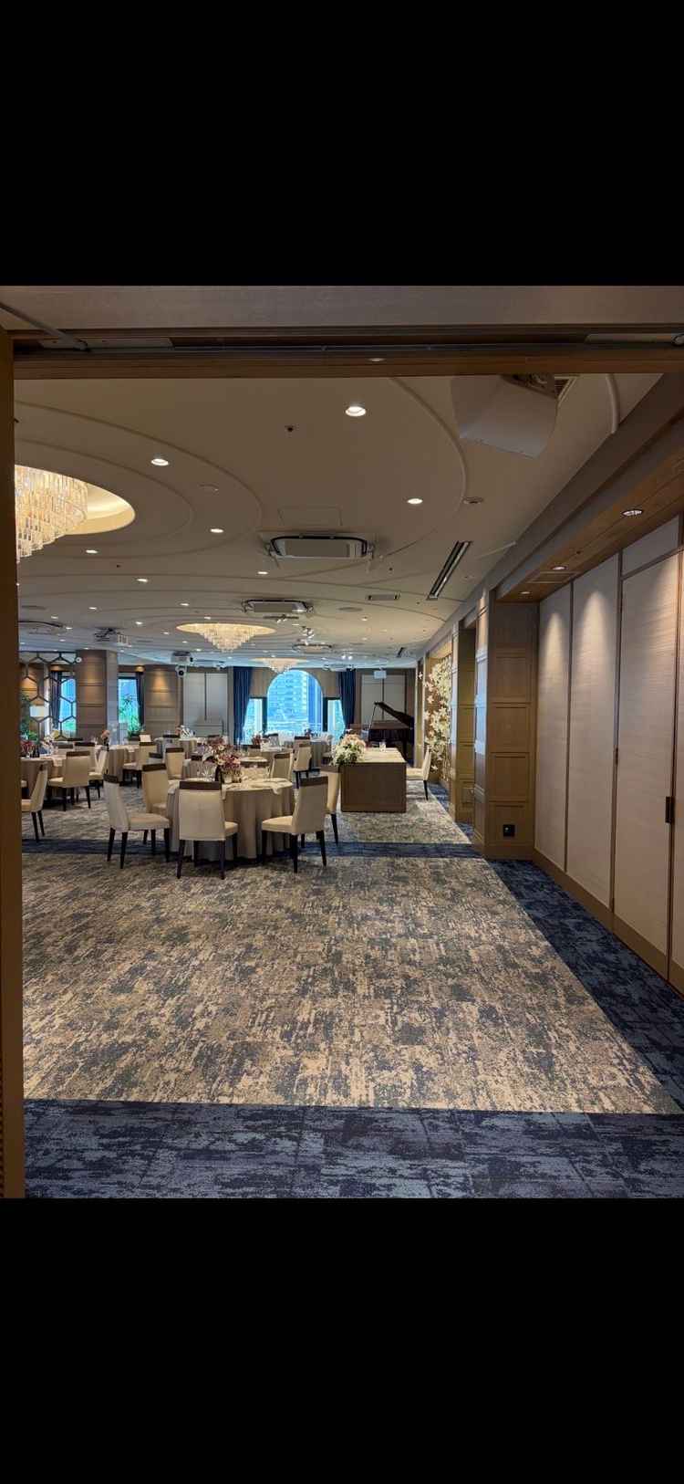 豪華な披露宴会場になります。