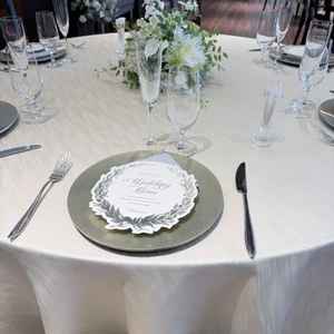 参列者のテーブルや会場が、プランナーとの打合せで自身の好みを反映させることができる点が魅力的でした。