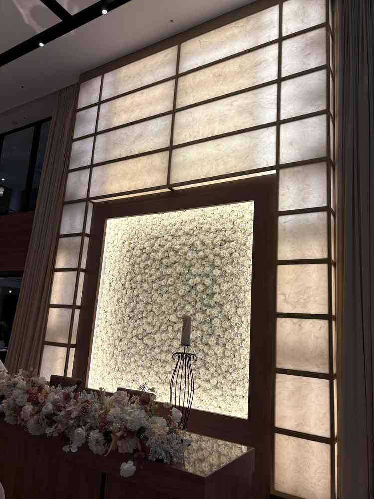 お花の背景がとても可愛かった。