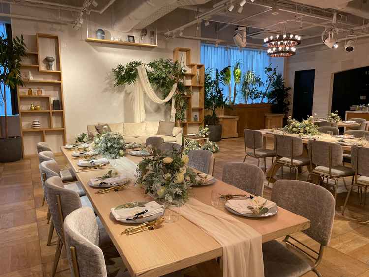 2つある披露宴会場の1つ、ナチュラルテイスト