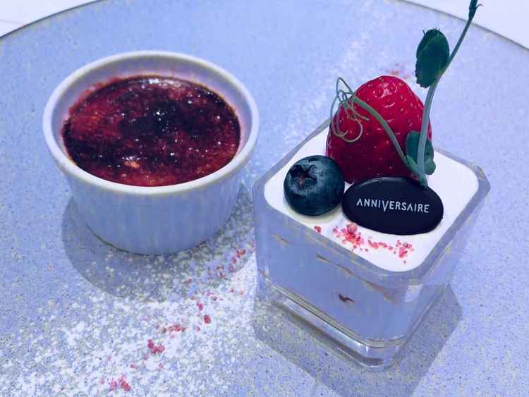 試食にいただいたデザートです。