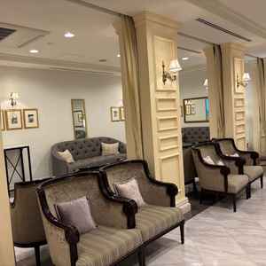 親族控え室。ガーデンで新郎側新婦側を仕切れるとのこと。よりアットホームにできそうでいい。