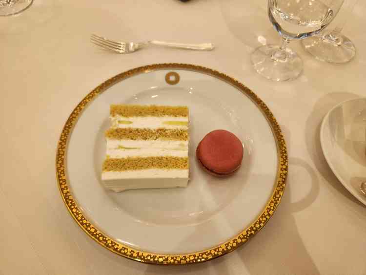 試食のスーパーショートケーキ