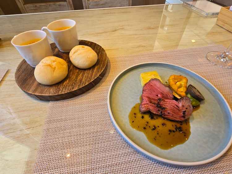 試食のお食事もお肉が柔らかくて美味しかったです。