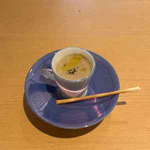 スープは香り高く温まる逸品でした。