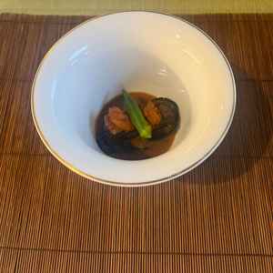 試食会で出てきたメイン料理。とても見た目も素敵で味も美味しかったです。