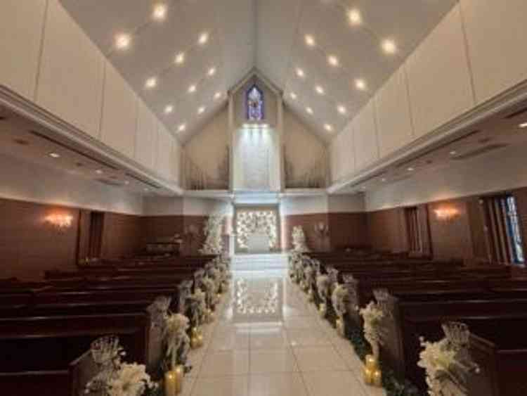 チャペル。クラシカルな雰囲気が好みにぴったりだった。天井も高くて良い。