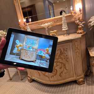 実際のコーディネート例を、場内をまわりながら見せてくださり、よりイメージがわきました。