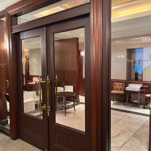 当日ヘアメイクをする部屋