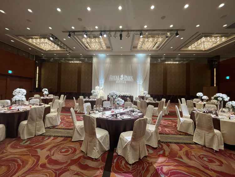 披露宴会場の雰囲気。