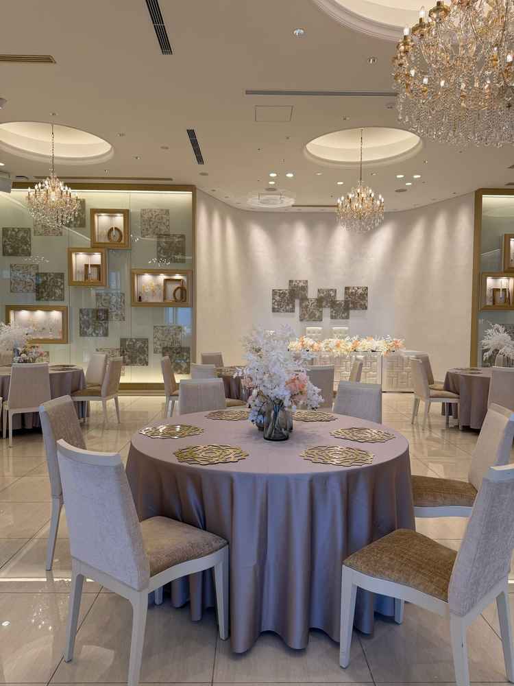 可愛い雰囲気の会場もあり、こちらの会場ではシェフの演出が印象的でした。女性らしい会場の雰囲気でした。