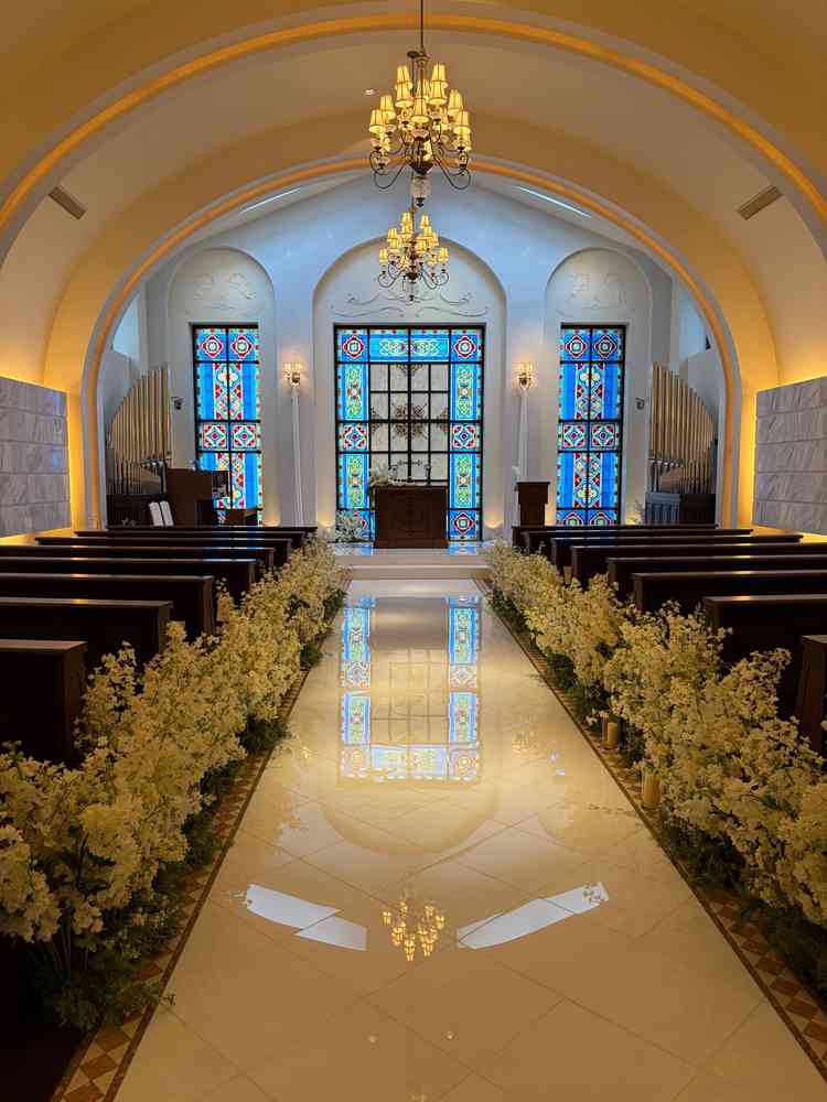 写真で見るよりも大きく華やかな印象を受けました！